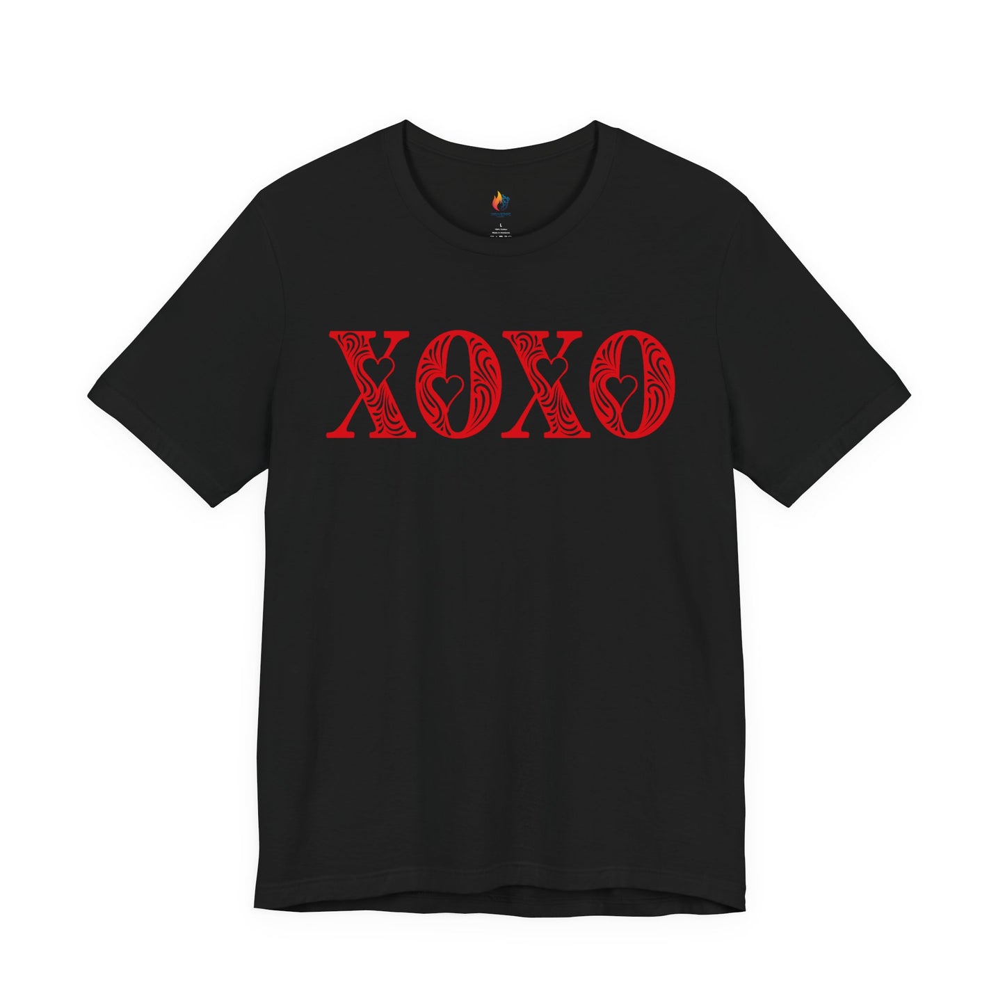 XOXO T-Shirt, Valentine’s Day T-shirt, Cute Valentine Shirt, Love Graphic Tee, Unisex Valentine Outfit, Gift for Him or Her, Romantic Holiday Tee