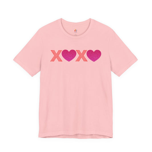 XOXO T-Shirt, Valentine’s Day T-shirt, Cute Valentine Shirt, Love Graphic Tee, Unisex Valentine Outfit, Gift for Him or Her, Romantic Holiday Tee