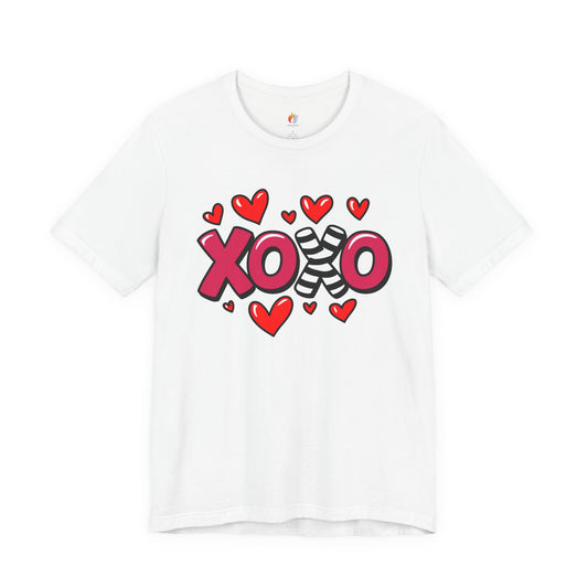XOXO T-Shirt, Valentine’s Day T-shirt, Cute Valentine Shirt, Love Graphic Tee, Unisex Valentine Outfit, Gift for Him or Her, Romantic Holiday Tee