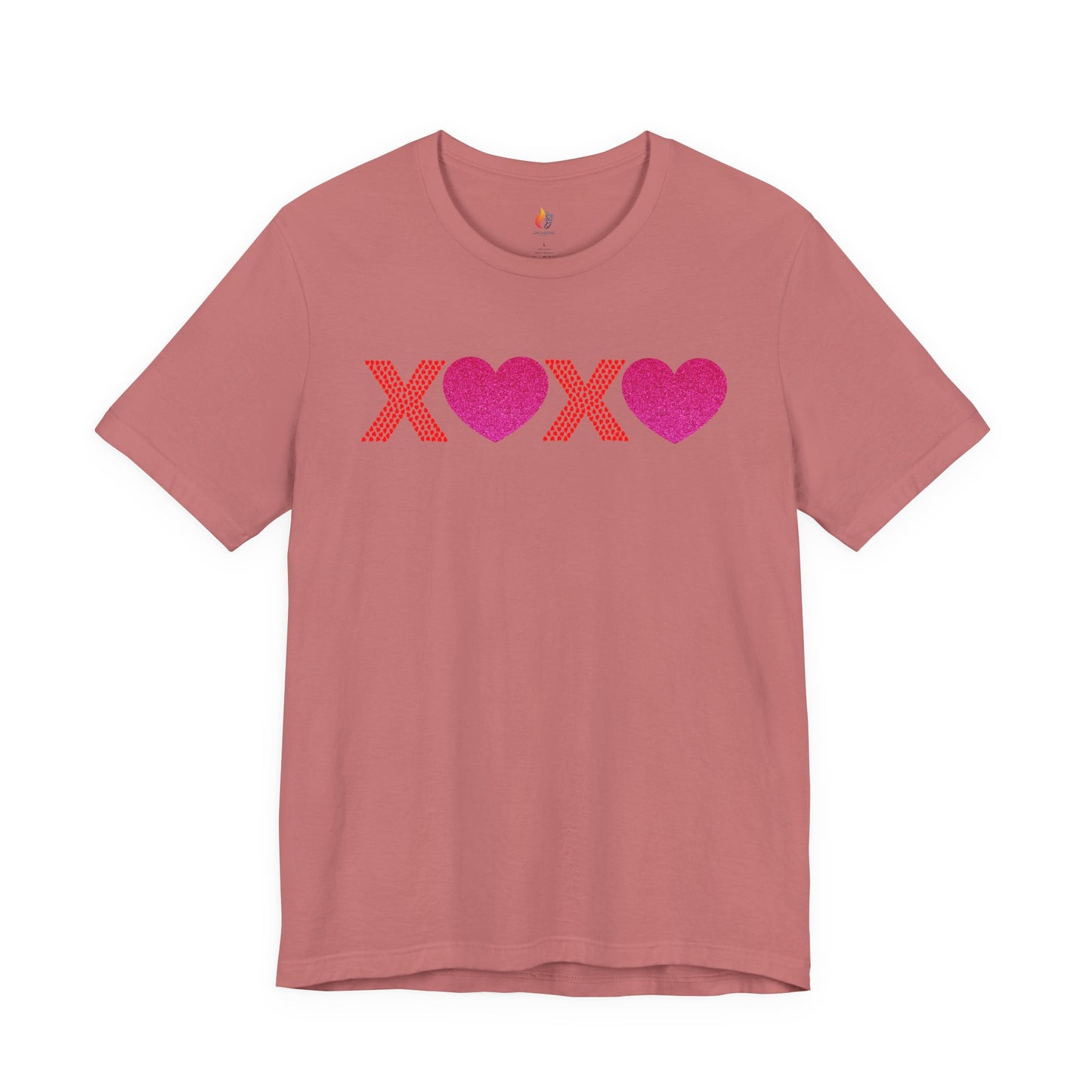 XOXO T-Shirt, Valentine’s Day T-shirt, Cute Valentine Shirt, Love Graphic Tee, Unisex Valentine Outfit, Gift for Him or Her, Romantic Holiday Tee