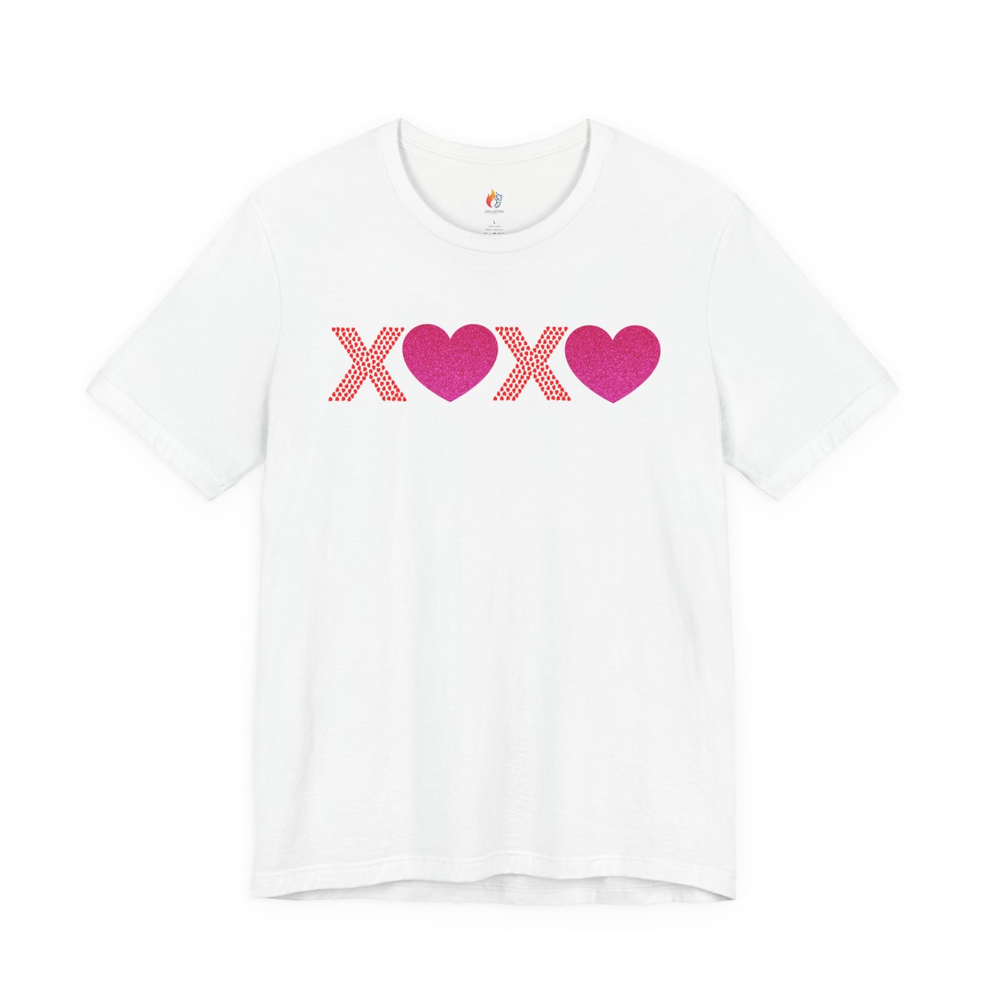 XOXO T-Shirt, Valentine’s Day T-shirt, Cute Valentine Shirt, Love Graphic Tee, Unisex Valentine Outfit, Gift for Him or Her, Romantic Holiday Tee